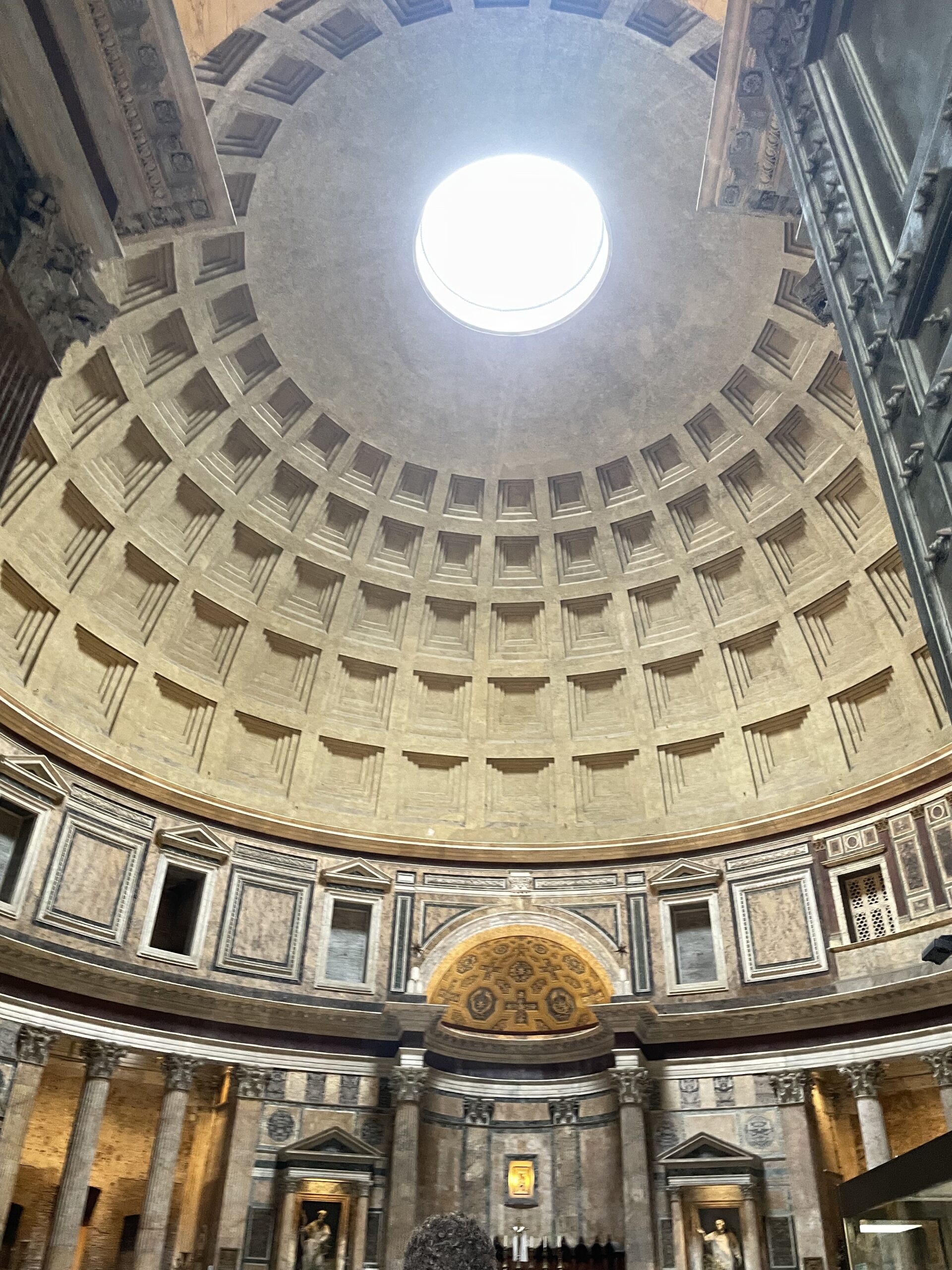 The Pantheon oculus from inside looking up at the dome