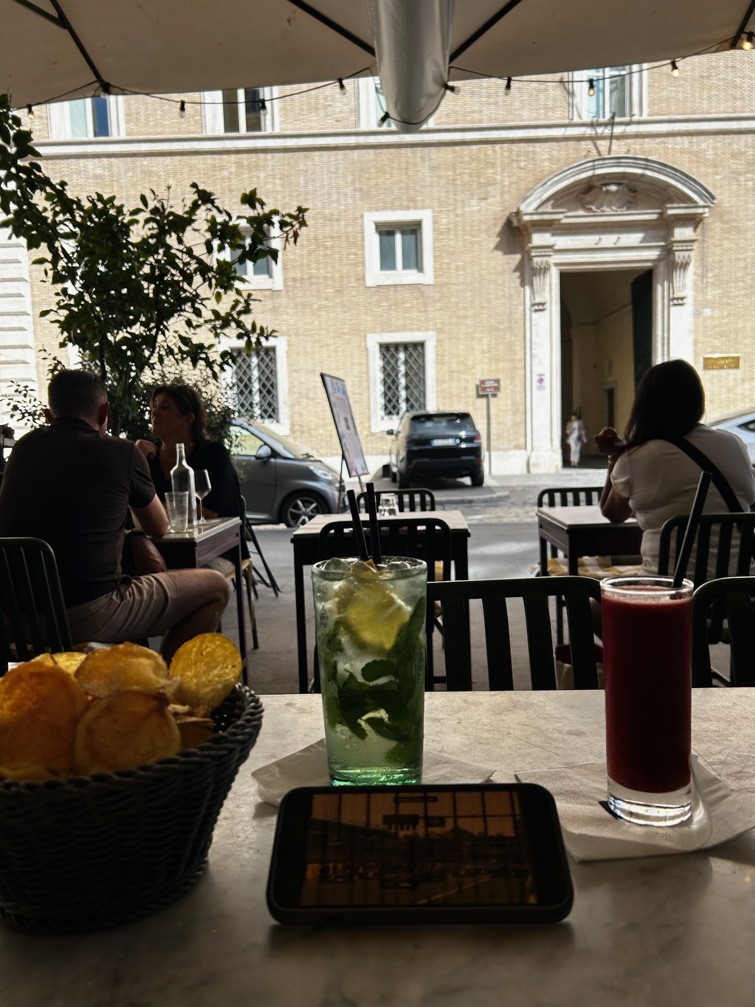 Where to Stay for European F1 Races — Monza, Barcelona, Spa, and Austria