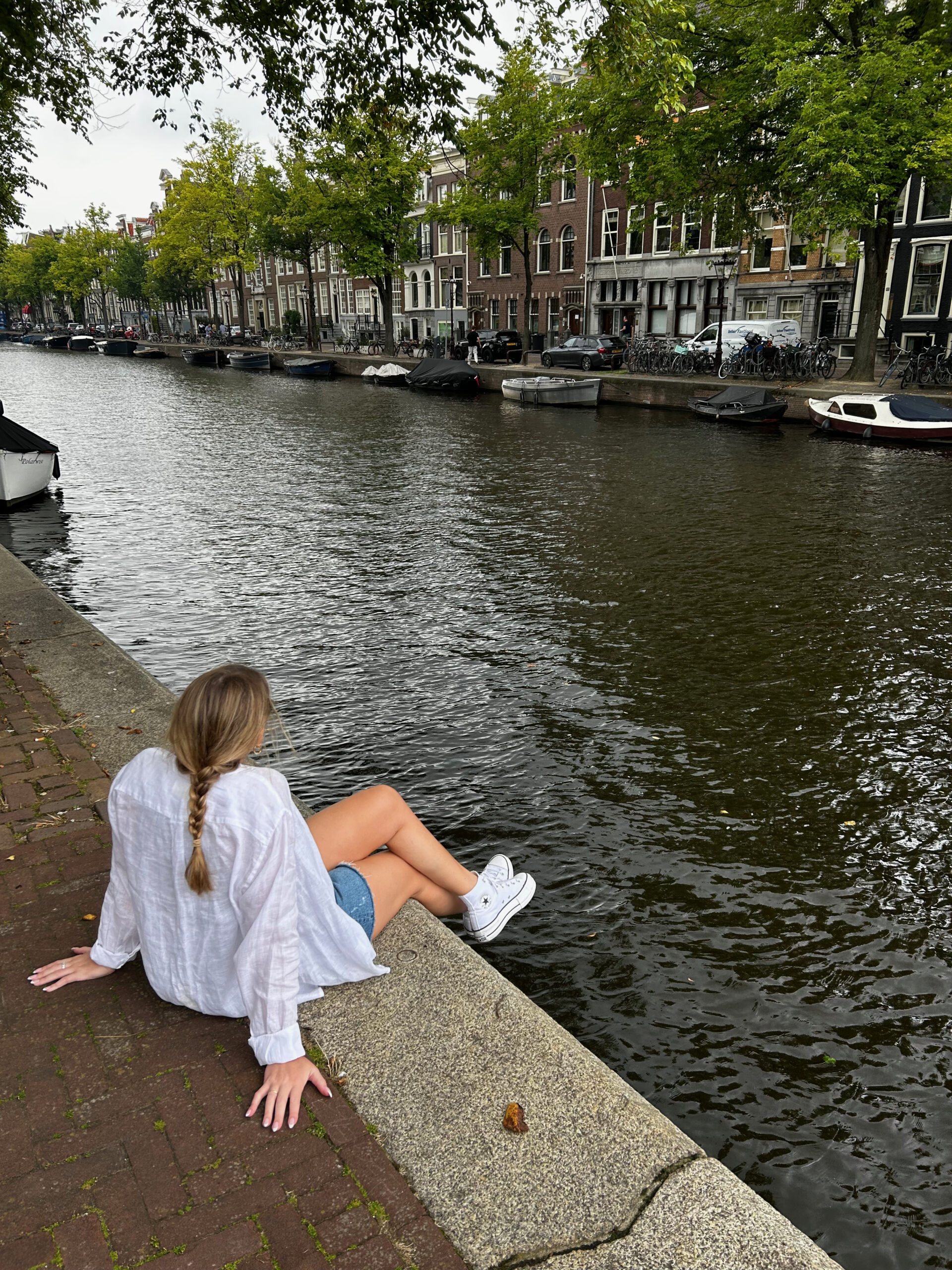 amsterdam-bikes-bridge